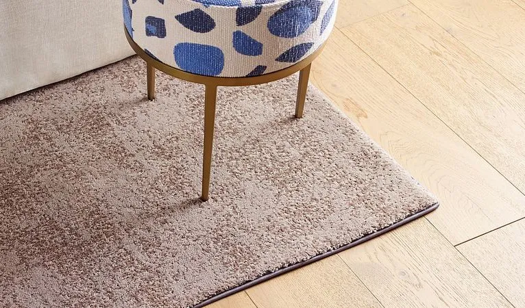 Mediterranean-Living-Couture-Oak-8U330-02034-Crema-Artistic-Presence-CC73B-00751-H-RUG-DETAIL Area rug | Chacon Flooring